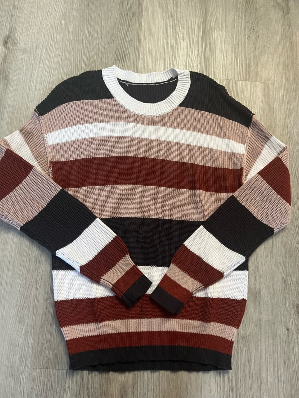 🔥0051–Striped Crewneck Sweater in Brown, Black & White